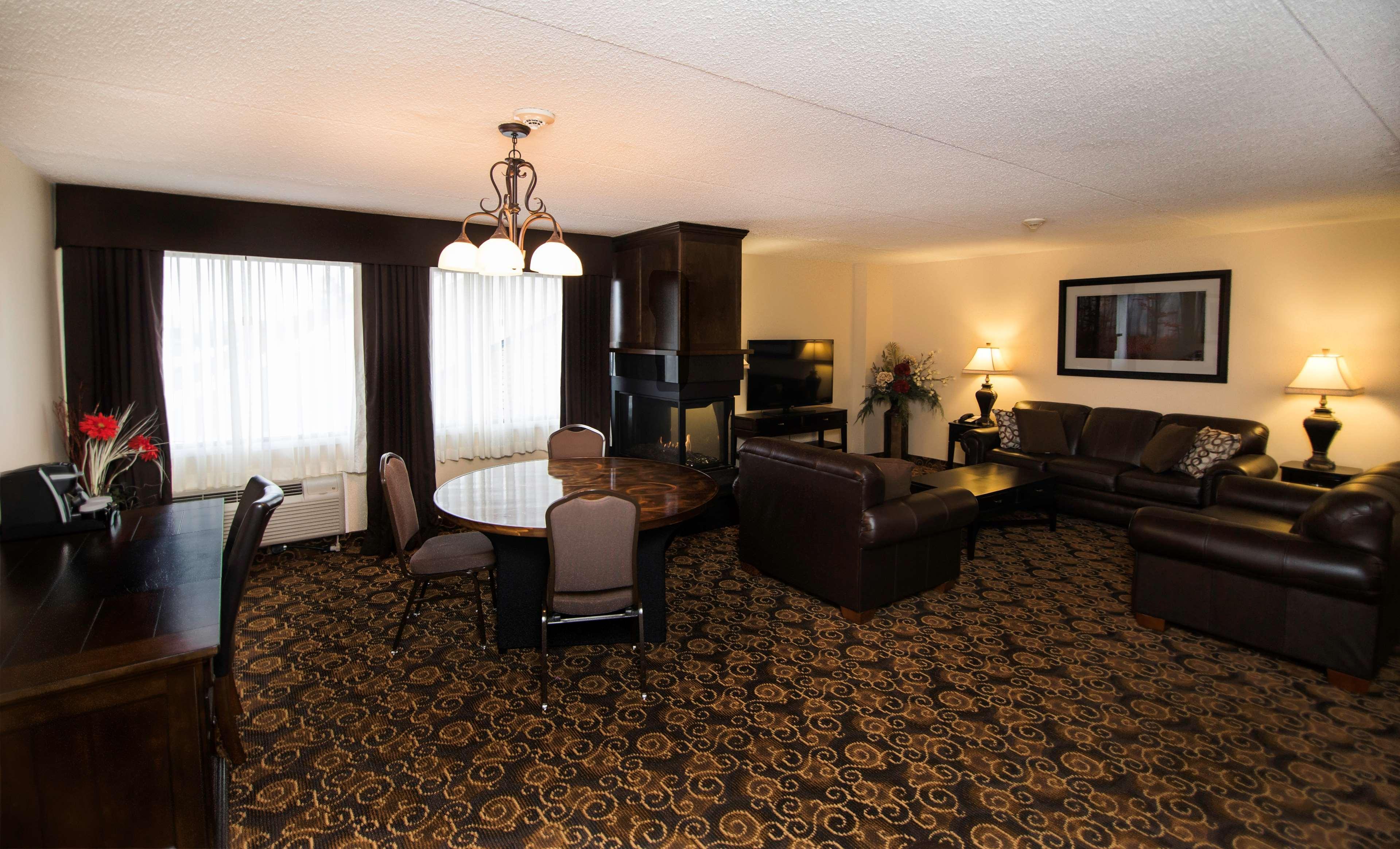 Best Western Plus Dryden Hotel And Conference Centre מראה חיצוני תמונה