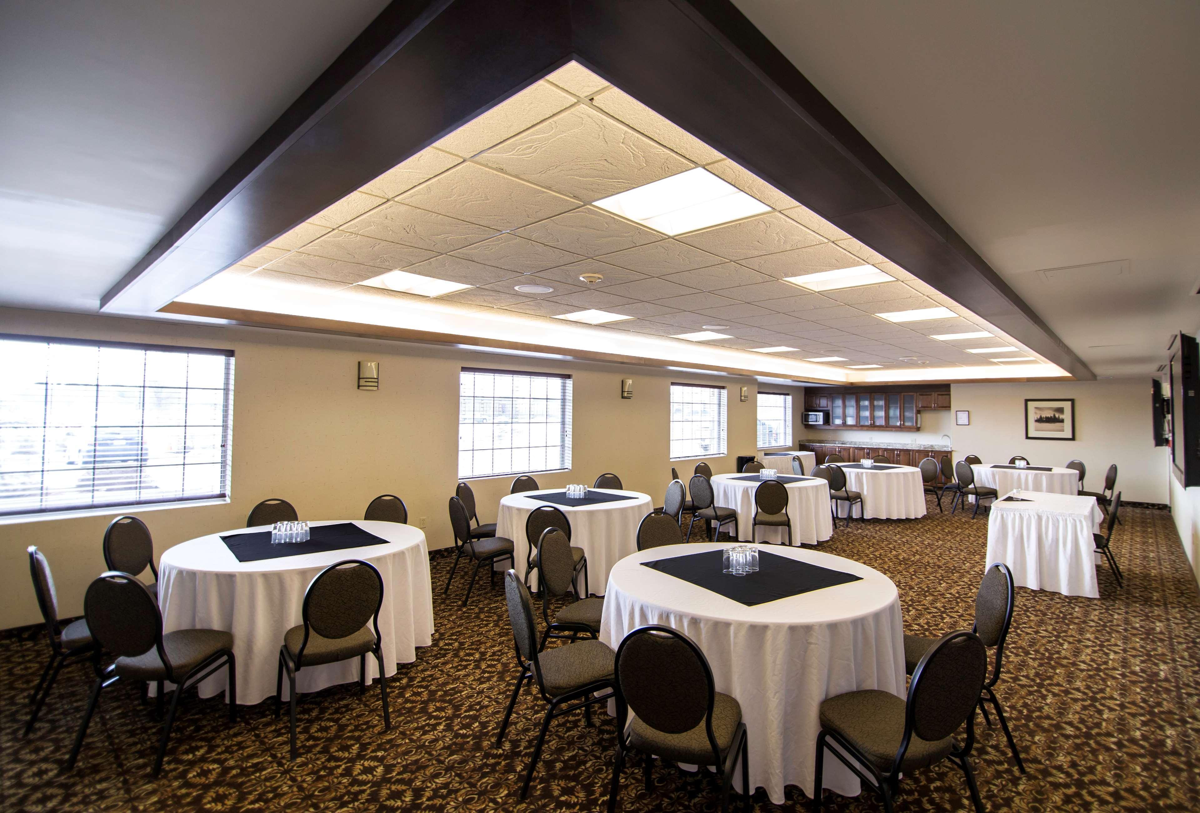 Best Western Plus Dryden Hotel And Conference Centre מראה חיצוני תמונה